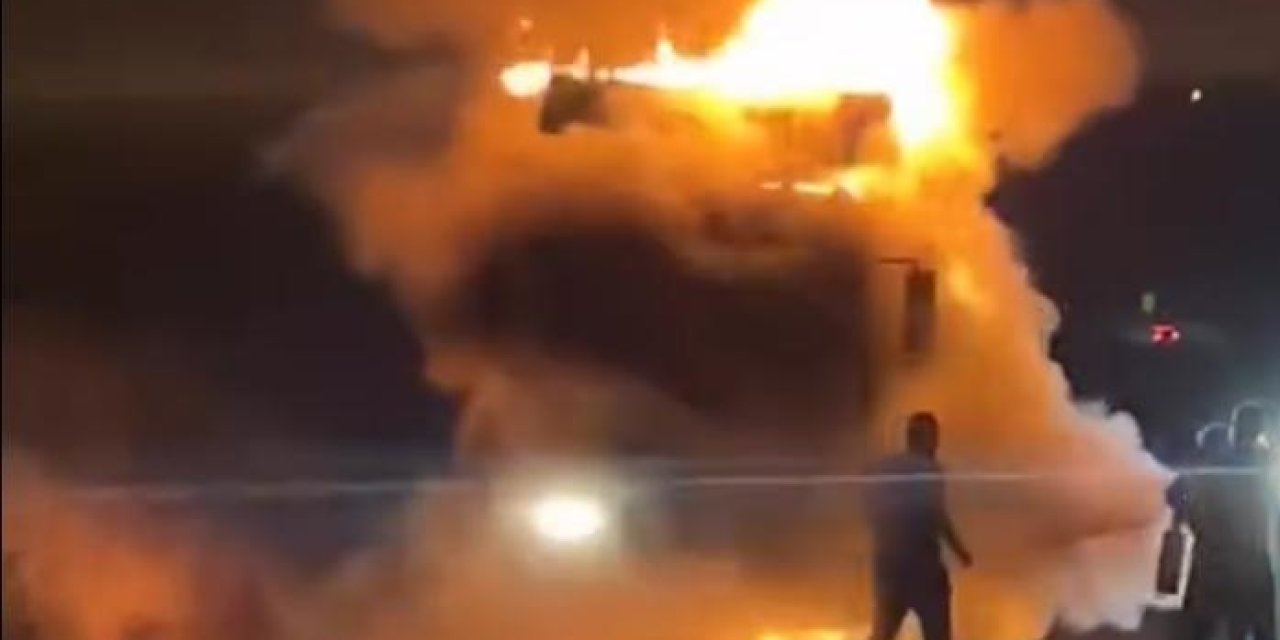 Tır Alev Alev Yandı