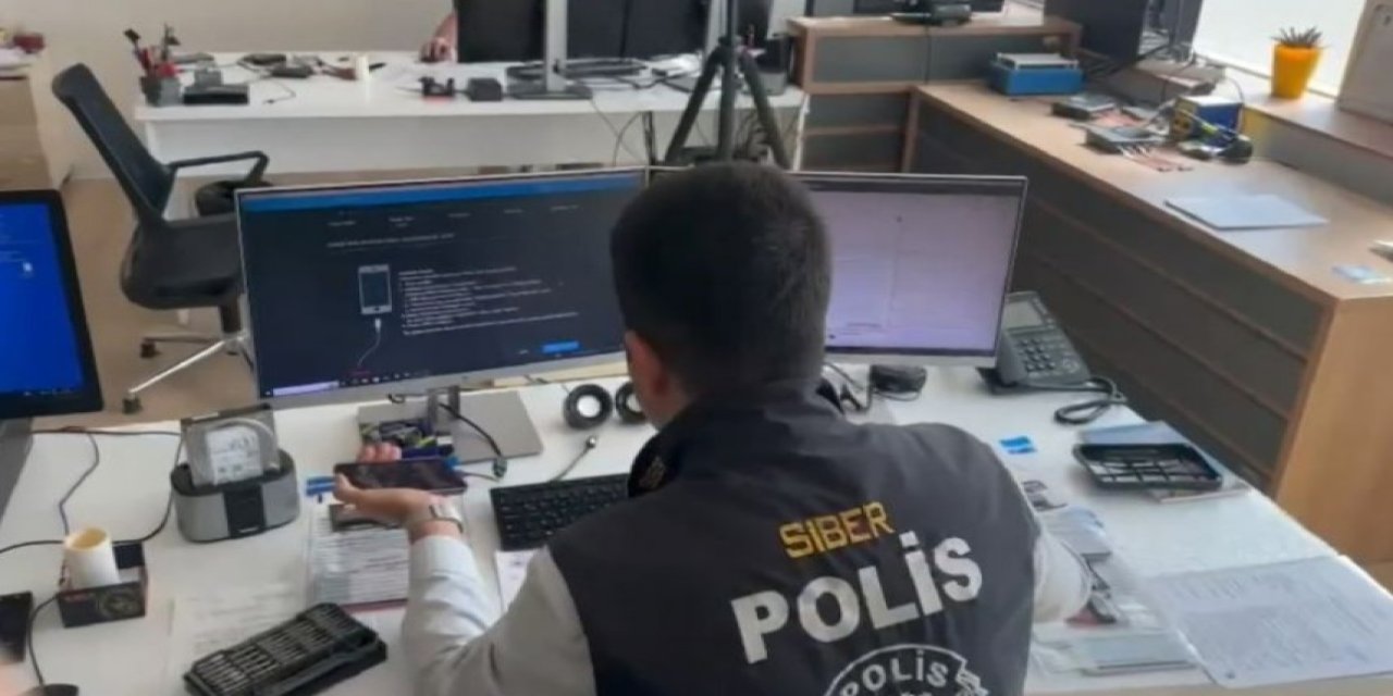 Depremzedenin Kart Bilgilerini Kopyalayan Dolandırıcı Tutuklandı