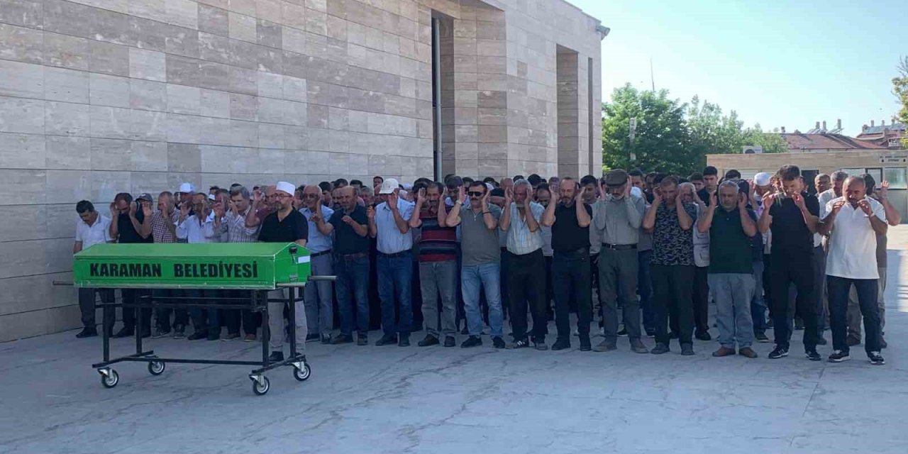 Kazada Hayatını Kaybeden Traktör Sürücüsü Toprağa Verildi