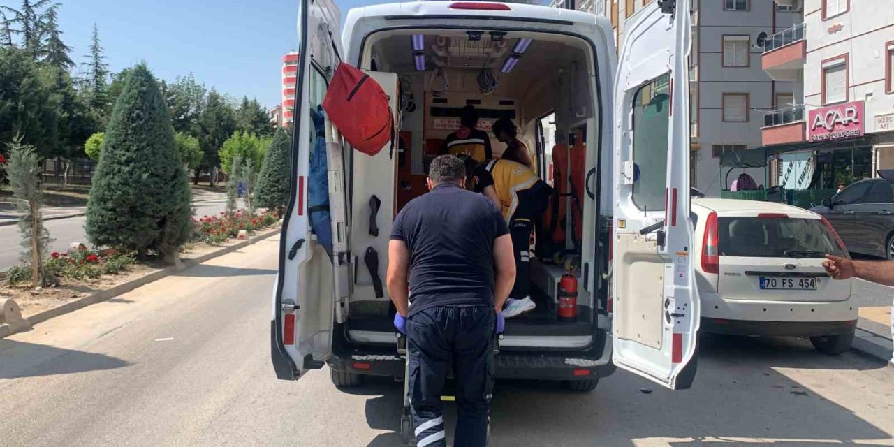 Karaman’da Devrilen Motosikletin Sürücüsü Yaralandı