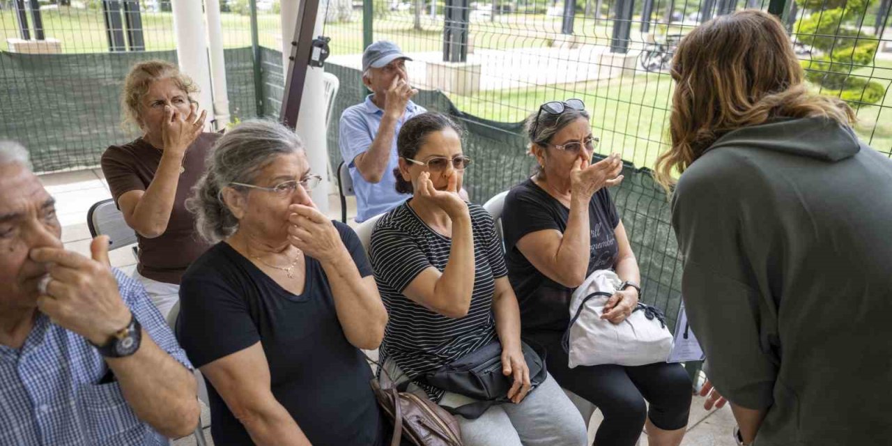 Mersin’de Yaşlılara Doğru Solunumun Önemi Anlatıldı