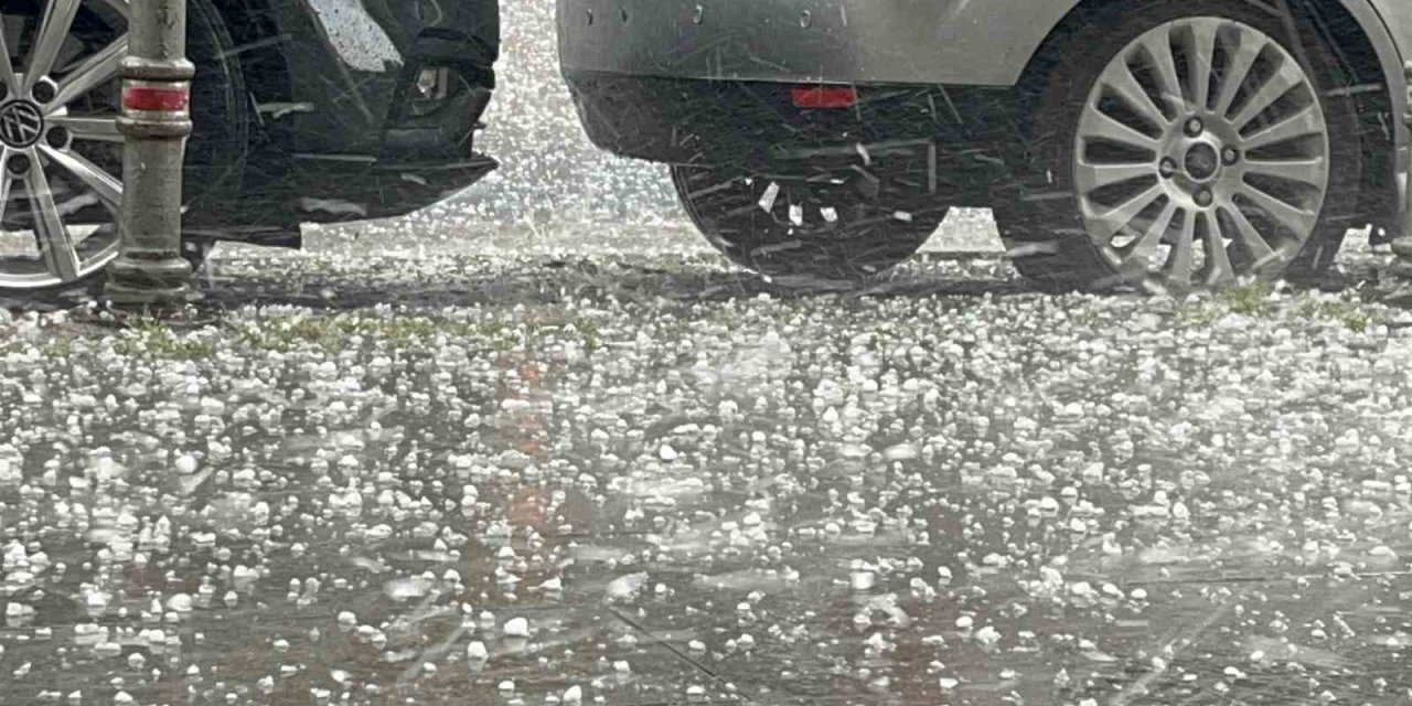 Konya’da Dolu Ve Sağanak Yağış Etkili Oldu