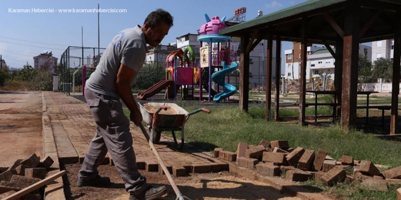 Kepez Belediyesinden Park Bakım Çalışması