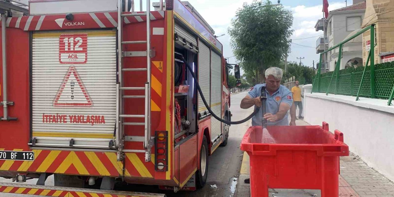 Karaman’da Çöp Konteynerinde Yangın Çıktı