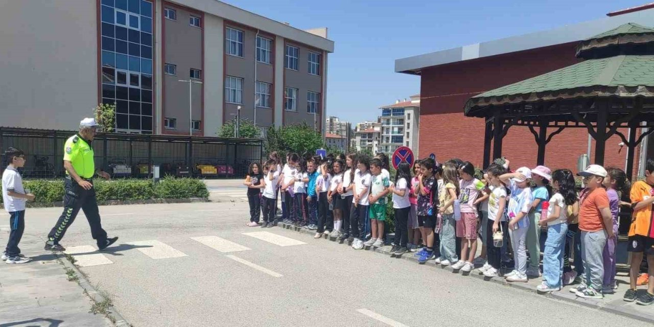 Niğde’de 758 Öğrenciye Trafik Eğitimi Verildi