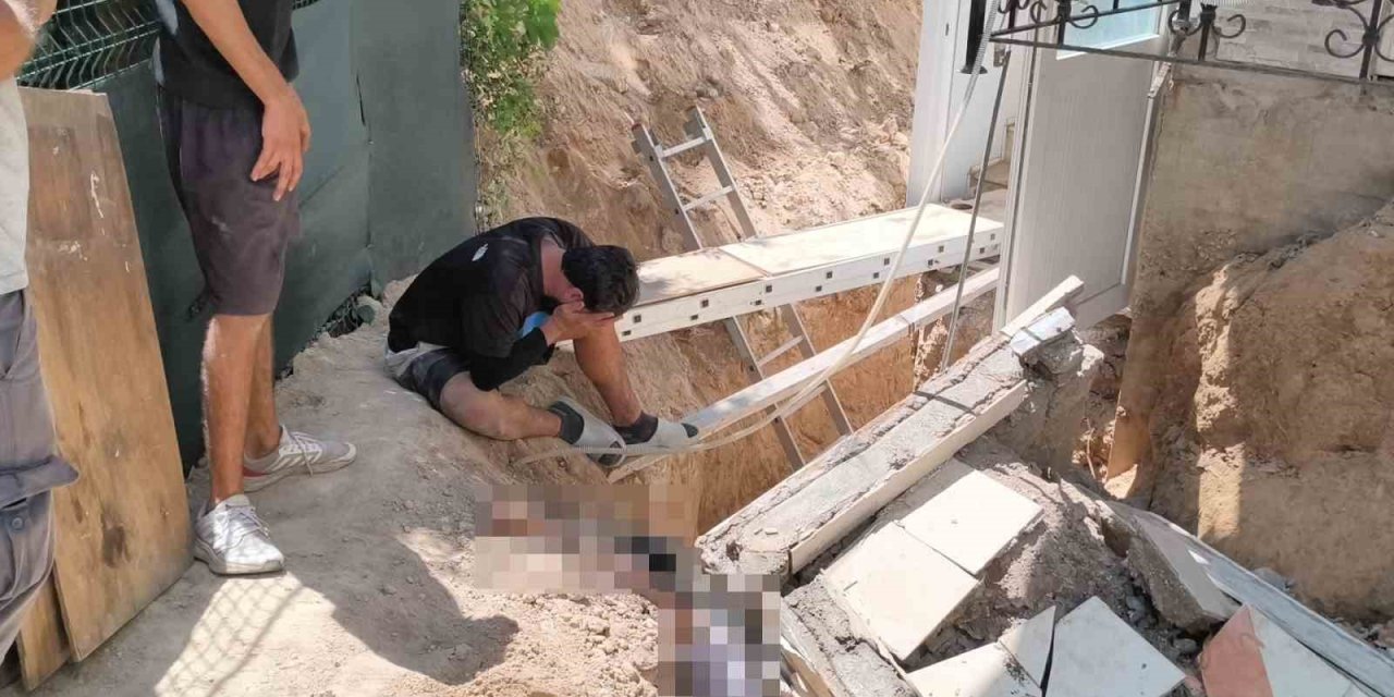 İzolasyon Çalışması Yapan İşçinin Üzerine Balkon Çöktü: 1 Ölü