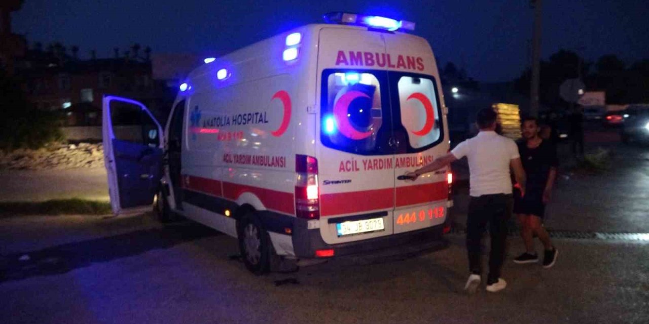 Antalya’da Atv Takla Attı: 1’i Ağır 2 Yaralı