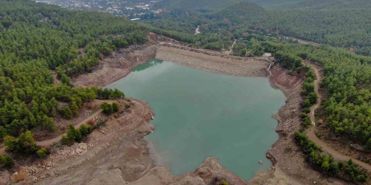 5 Yıldızlı Otellerde Yatak Başına Günlük Bin Litrenin Üzerinde Su Tüketiliyor