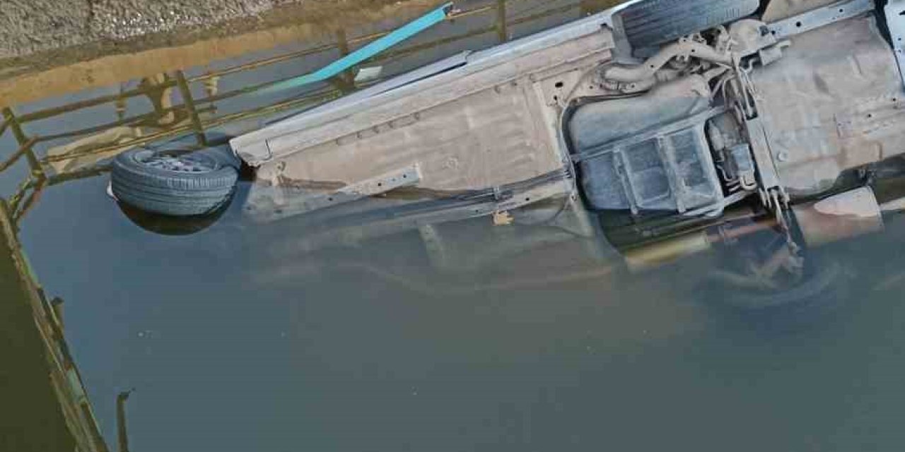 Antalya’da Otomobil Su Kanalına Düştü: 1 Ölü