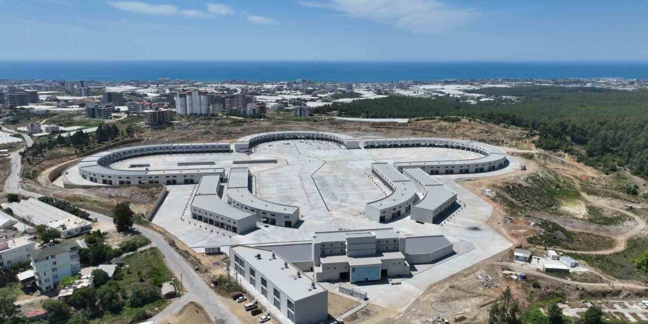 Alanya Toptancı Hali’nde Sona Yaklaşıldı