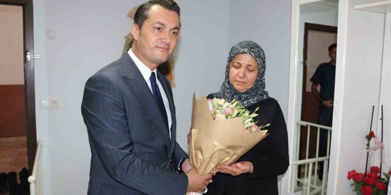 Alanya’nın Yeni Kaymakamı Öztürk’ün İlk Ziyareti Şehit Ailesine