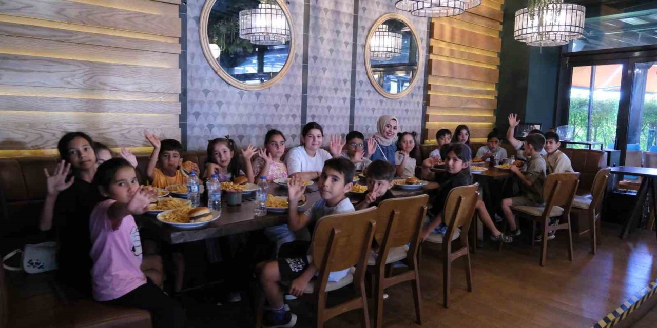 Müsiad Antalya’dan Çocuklara Karne Şenliği