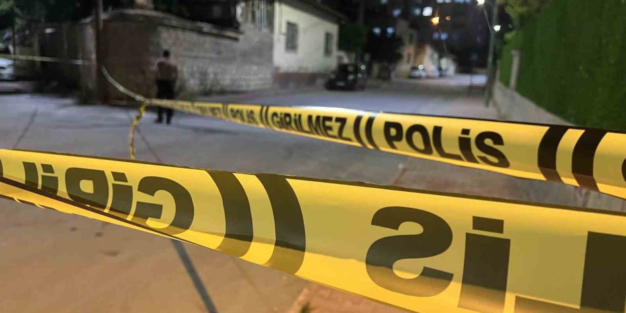 Yol Tartışmasında 2 Kişiyi Bıçaklayan Şüpheliler Yakalandı