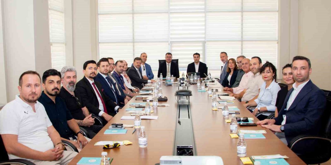 Selçuk Üniversitesinde İş Geliştirme Akademisi Kuruldu