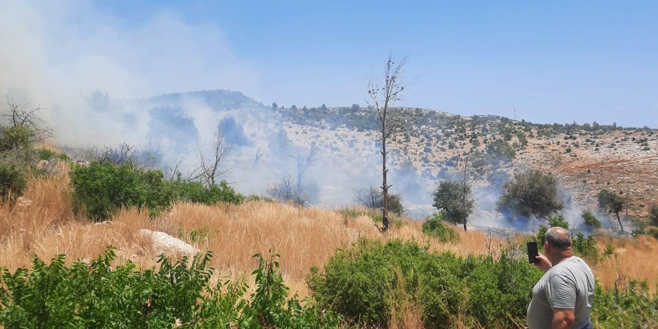 Silifke’de Ağaçlık Alanda Çıkan Yangın Kontrol Altına Alındı