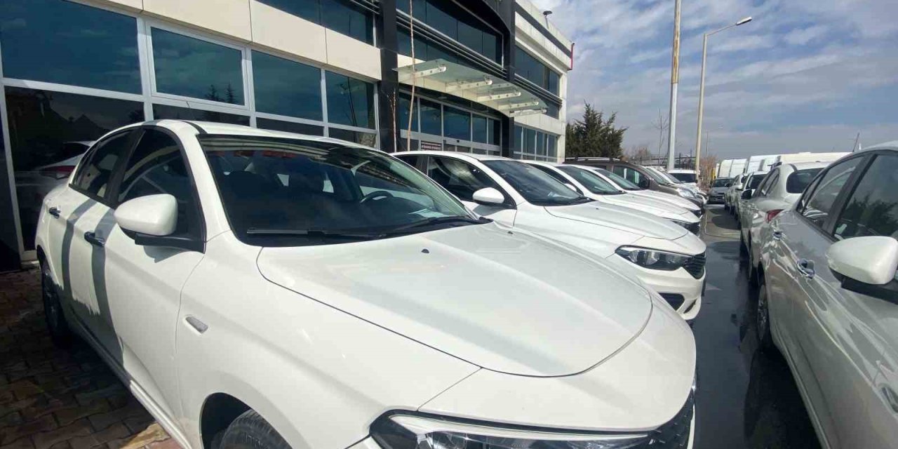 Araç Piyasası Sabit, Gözler Faiz İndiriminde