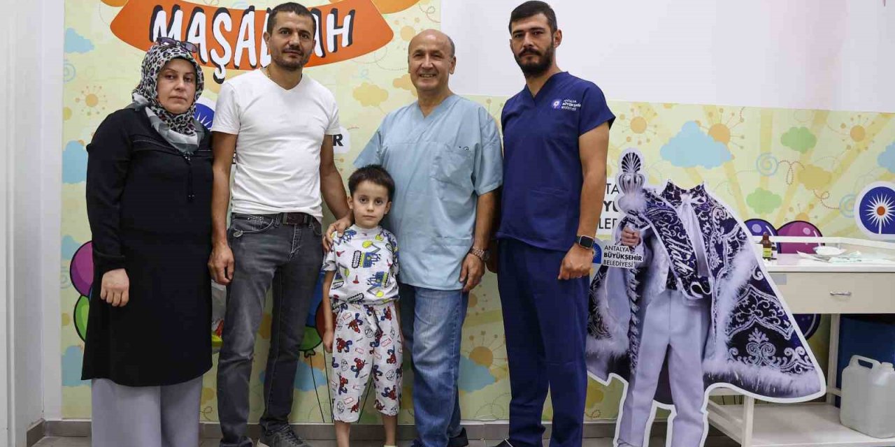 Büyükşehirden Ücretsiz Ve Steril Ortamda Sünnet Hizmeti