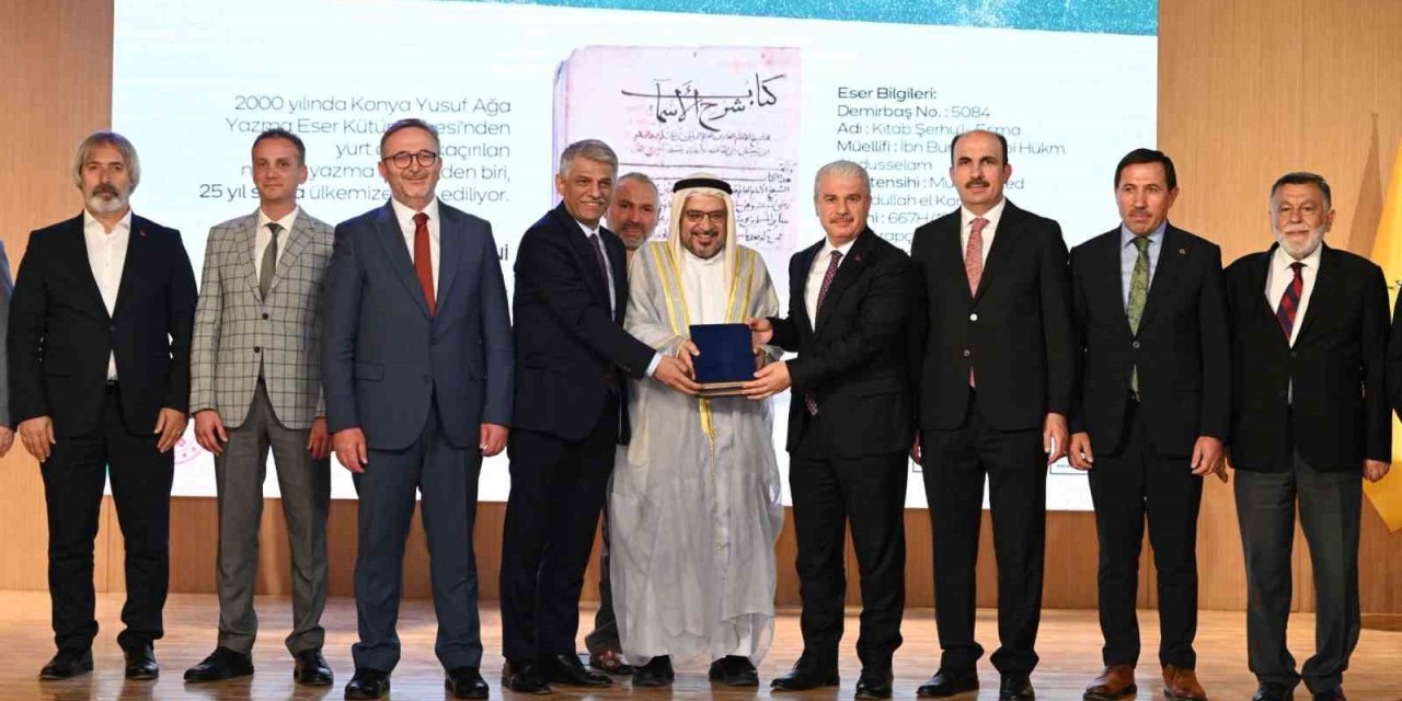 Yurt Dışına Kaçırılan Nadide Yazma Eserlerden "kitab Şerhu’l-esma" Yeniden Konya’ya Kazandırıldı