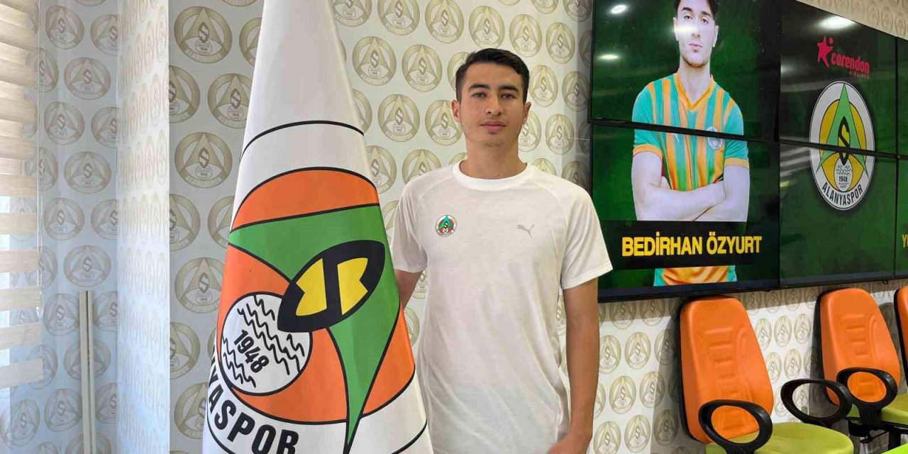 Alanyaspor, İki Yerli Oyuncu İle Sözleşme İmzaladı