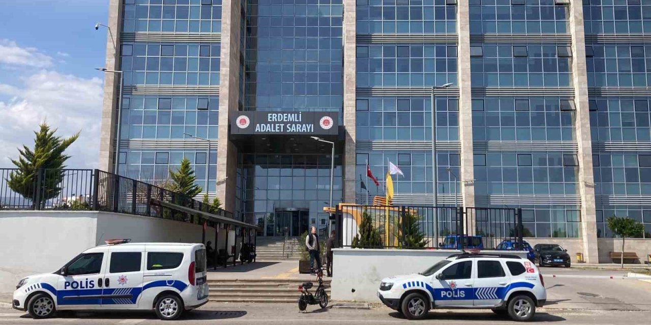 Uyuşturucu Taciri 2 Şüpheli Tutuklandı