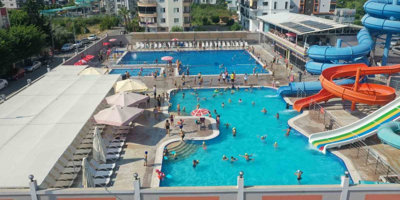 Erdemli Belediyesi Yaz Spor Okullarında Eğitimler Başladı