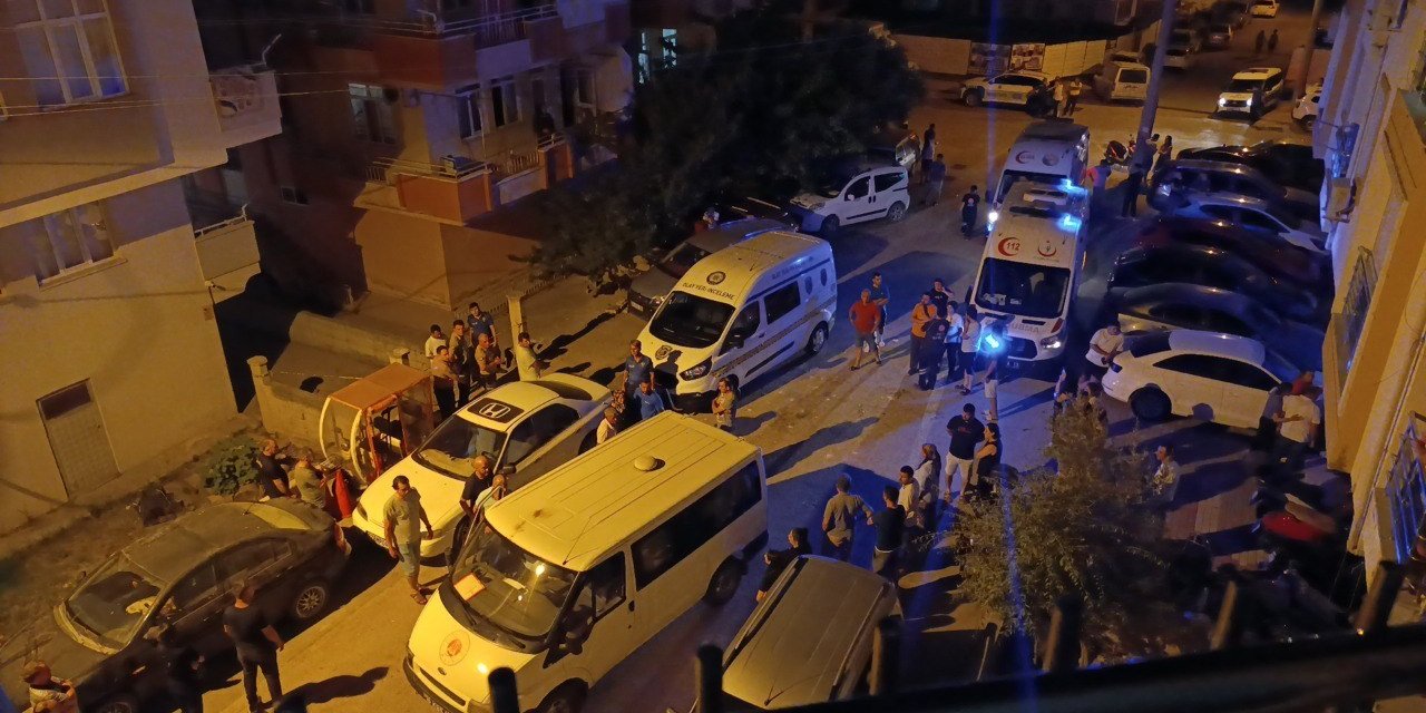 Antalya’da Kız Kardeşini 14 Bıçak Darbesiyle Öldürdü