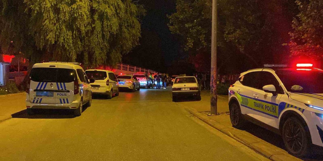 Alkollü Sürücü Polisten 1 Saat Kaçtı, Yakalanınca Ehliyetinin Alkolden Geri Alındığı Ortaya Çıktı