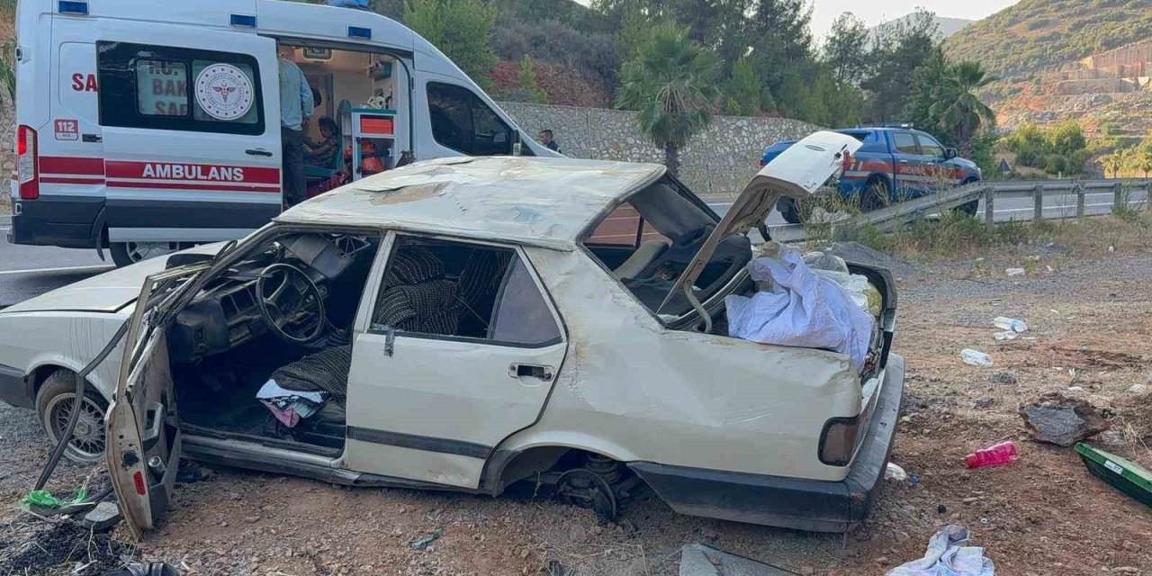 Savrulan Tofaş Araç Takla Attı: 2’si Çocuk 5 Yaralı