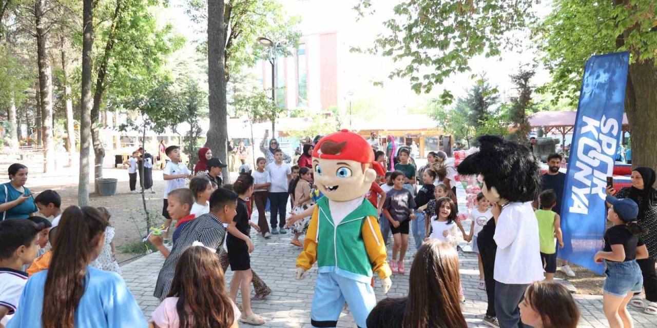 Başkan Altay: "14 İlçede Düzenleyeceğimiz İlçe Şenliklerimiz Başladı"