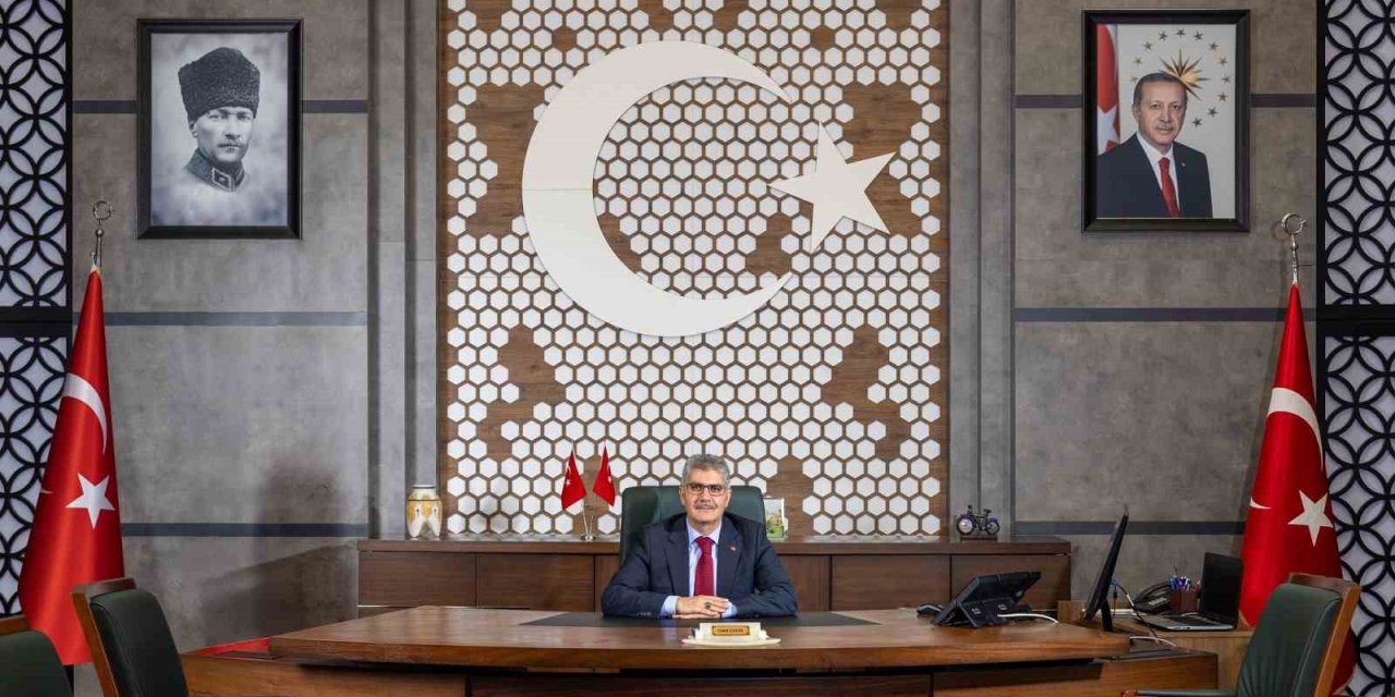 Vali Cahit Çelik: "15 Temmuz, Milletimizin Kararlılığının Ve Cesaretinin Sembolüdür"