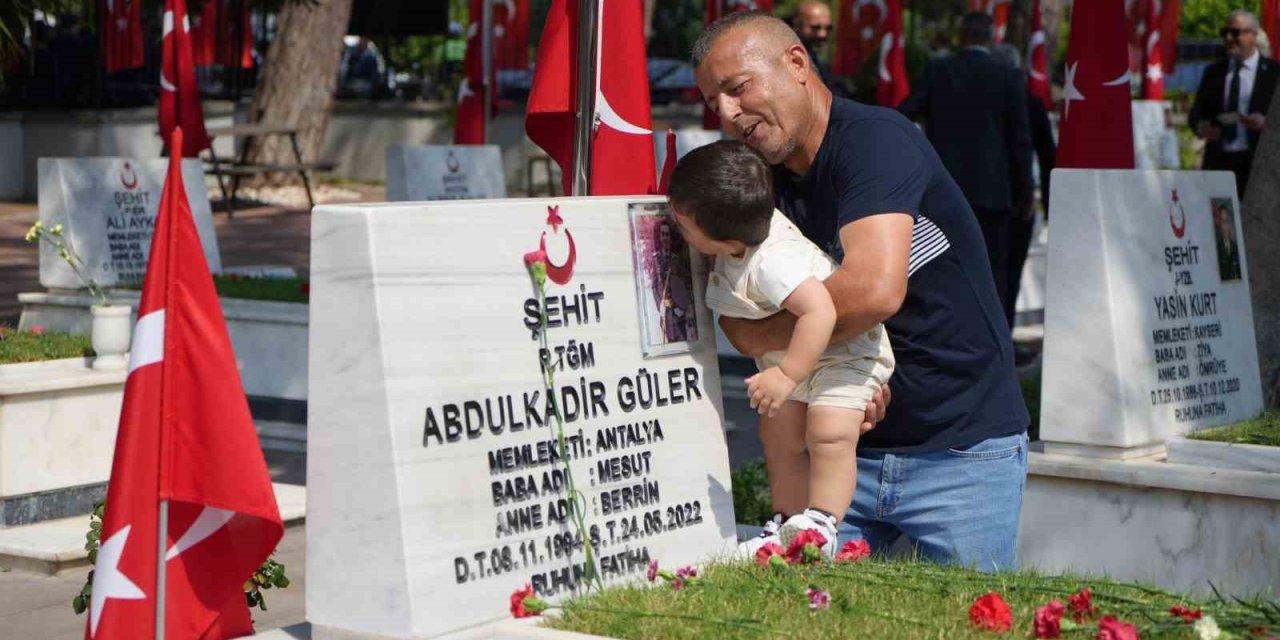 Antalya’da Şehit Annelerinin Gözüyaşlı Duaları 15 Temmuz’un Acısını Tazelendi