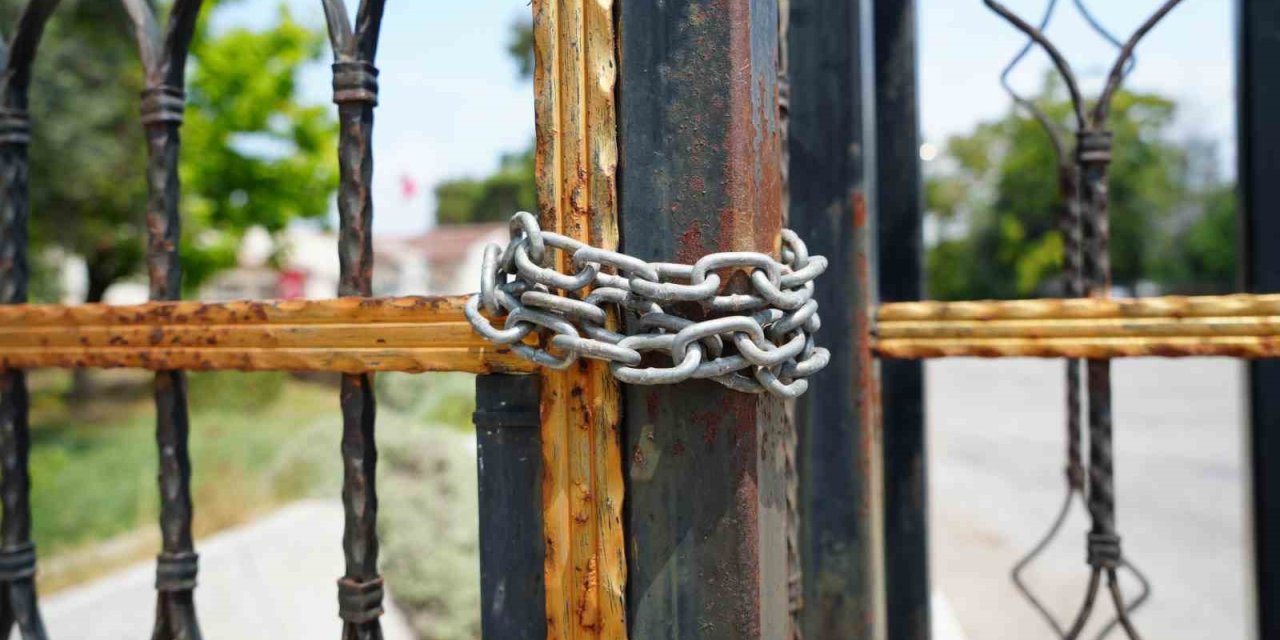 Antalya Arkeoloji Müzesi’nde Tadilat Başladı, Ziyaretçilere Kapatıldı