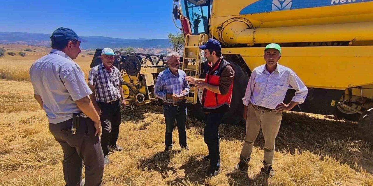 Yalıhüyük’te Tarım Ekiplerinin İncelemeleri Sürüyor
