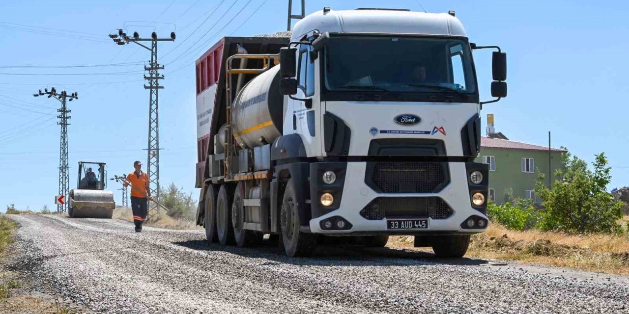 Gülnar Kırsalında Ulaşımın Kalitesi Arttırıldı