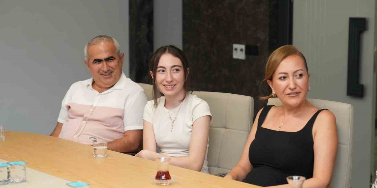 Alanya’nın Gurur Tablolarından Özçelik’e Ziyaret