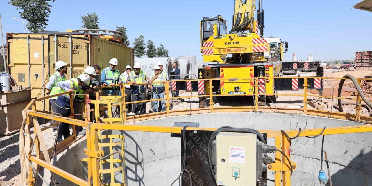 Başkan Altay: "mikro Tünel İle Trafiği Kapatmadan Çevreyi Rahatsız Etmeden Çalışıyoruz"