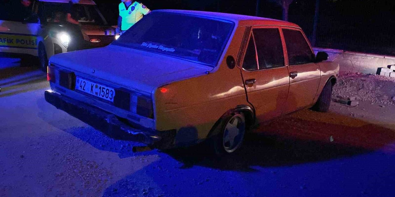 Dedesinden Kalma Otomobille Polisten Kaçan Sürücü Ehliyetsiz Çıktı