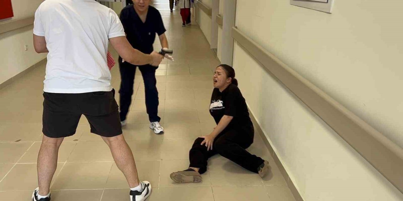 Gazipaşa Devlet Hastanesi’nde Gerçeği Aratmayan Tatbikat