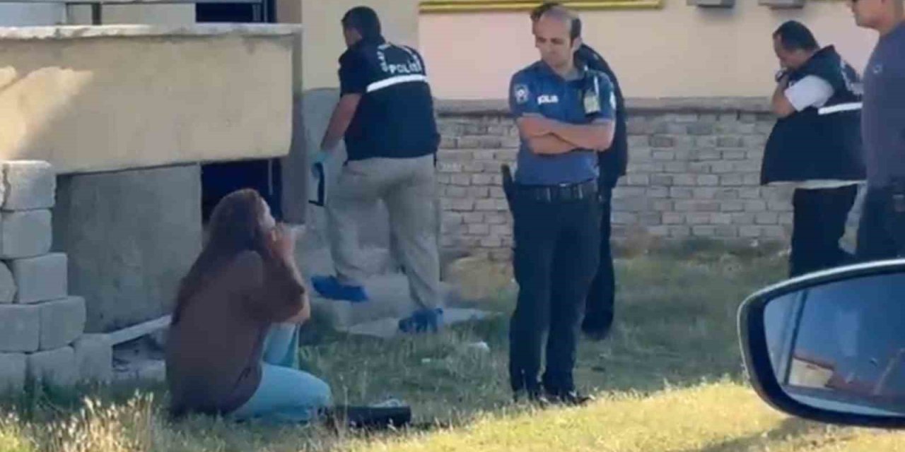 Aksaray’da 17 Yaşındaki Genç Bıçaklanarak Öldürüldü