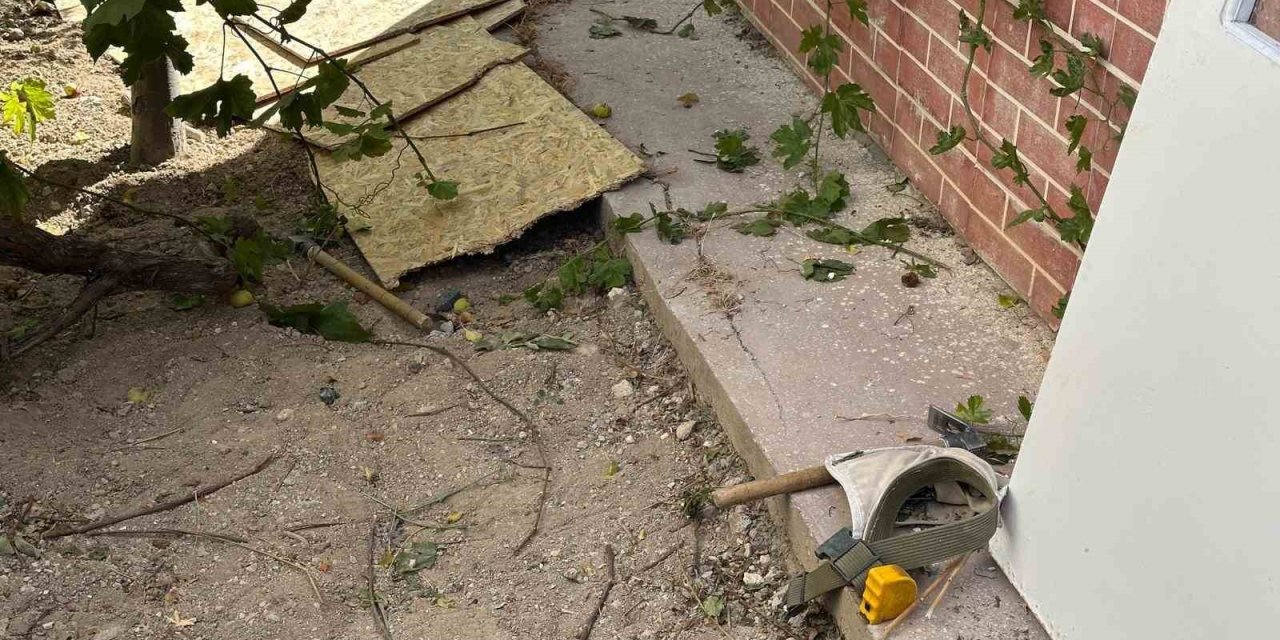 Karaman’da Çatıdan Düşen İnşaat Ustası Hayatını Kaybetti