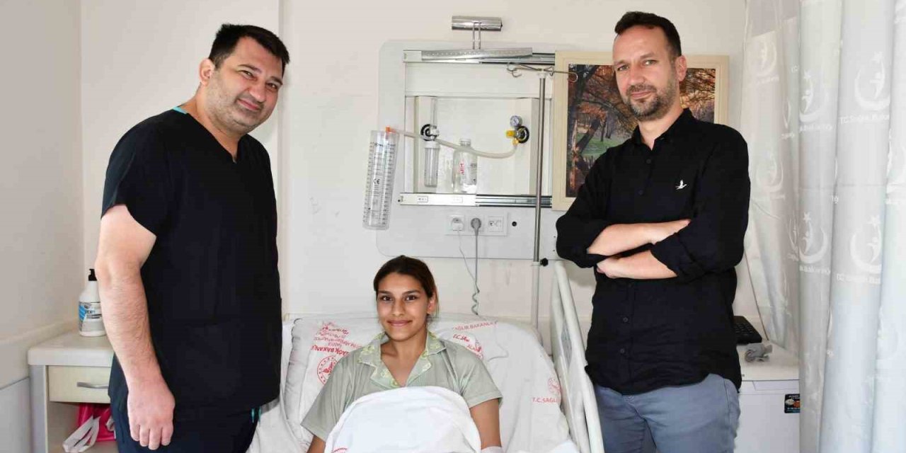 Alanya’da ’aort Koarktasyon’ İşlemi Gerçekleştirildi