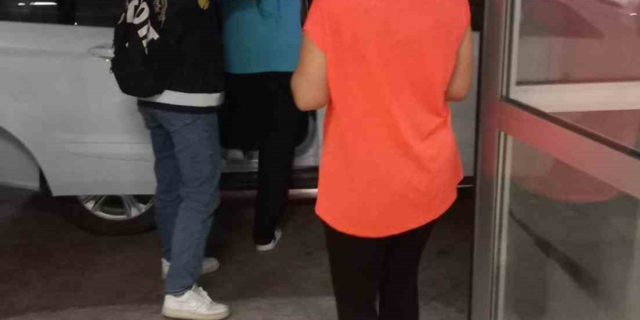 Antalya’da İş Yerinden Hırsızlık Yapan 2 Şüpheli Tutuklandı