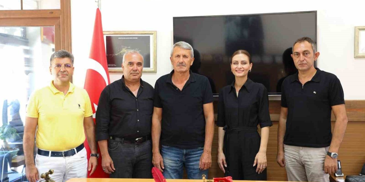 Antalyalılar Derneği, İlçelerde Teşkilatlanıyor