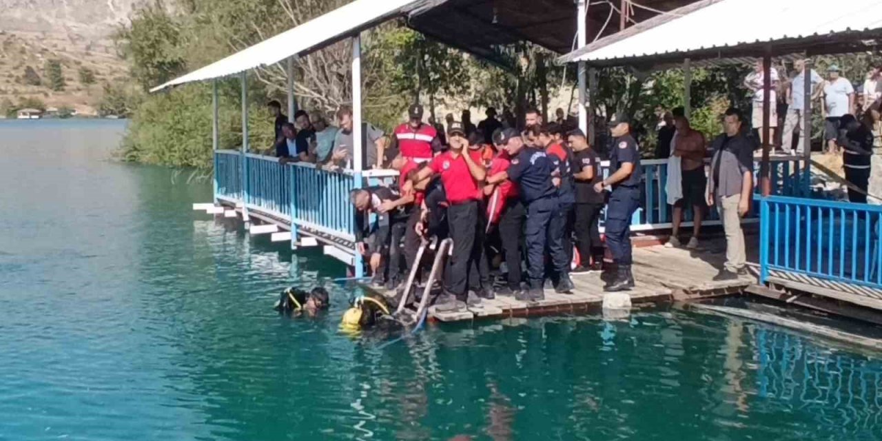 Yeğeninin Düşen Terliğini Almak İçin Baraj Gölüne Giren Çocuktan Acı Haber