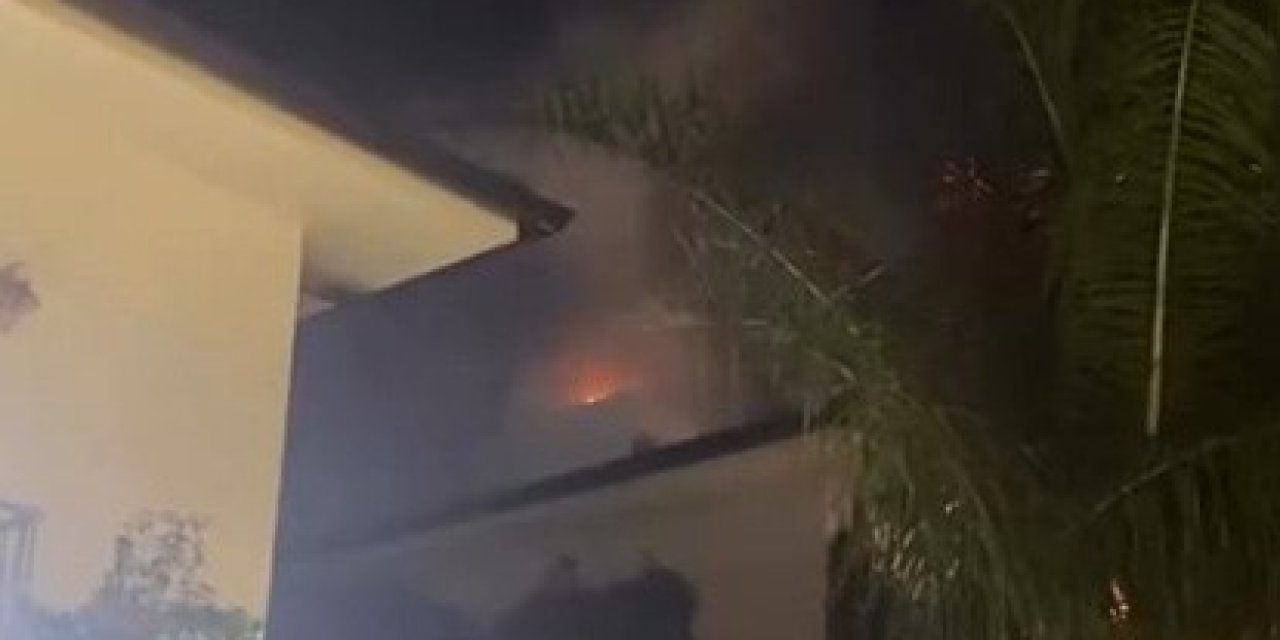 Side Antik Kent’te Restoranın Bacasında Çıkan Yangın Büyümeden Söndürüldü