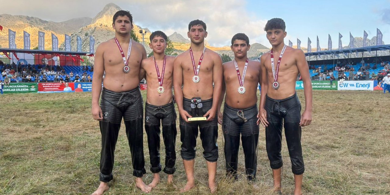 Manavgat Belediyesi Güreş Kulübü Pehlivanları, Gökbel Er Meydanı’ndan Madalyalarla Döndü