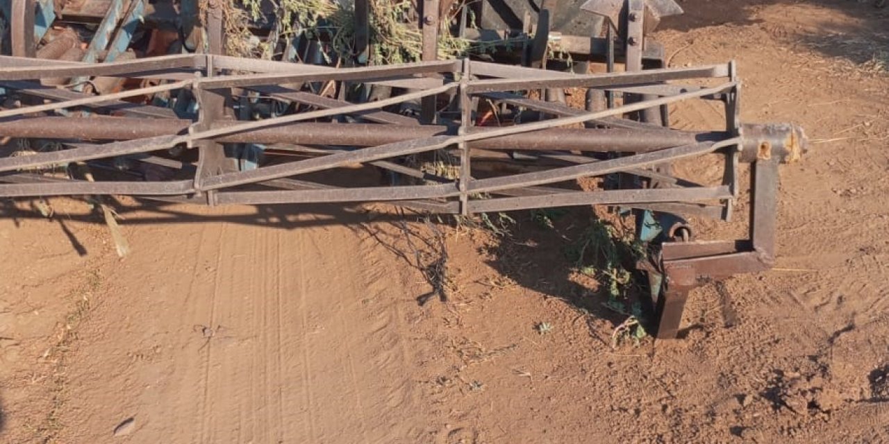 Karaman’da Devrilen Traktörün Altında Kalan Sürücü Öldü