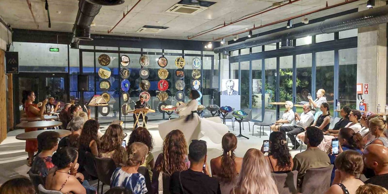 Antalya’da Hangdrum Ve Santur Atölyesi Müzikseverlerle Buluştu