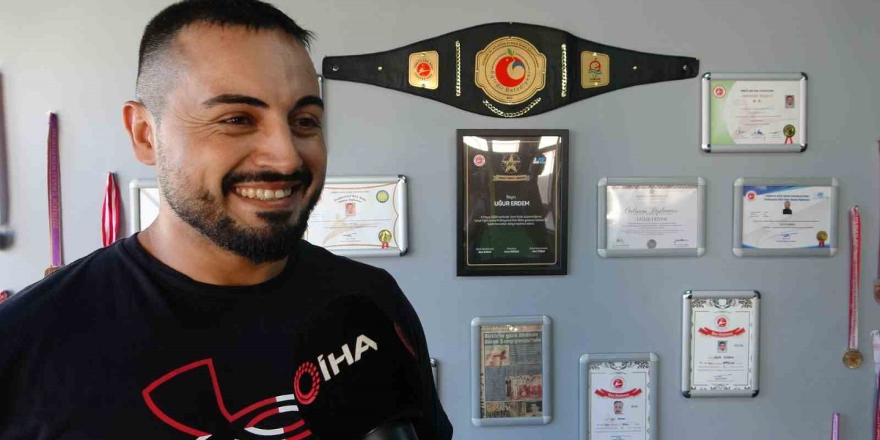 Antalya’da Düğün Pisti Boks Ringine Dönüştü