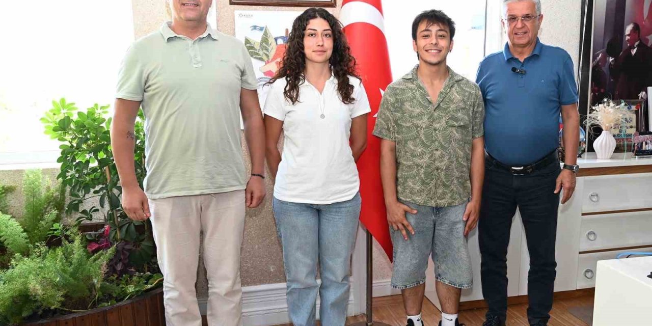 Kemer’de Belediye Destekli Kurs Öğrencileri İlçe Birincisi Oldu